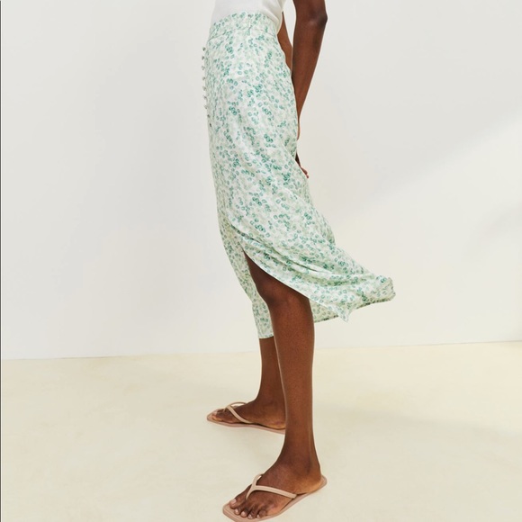 Button Front Floral Midi Skirt - Picture 4 of 6